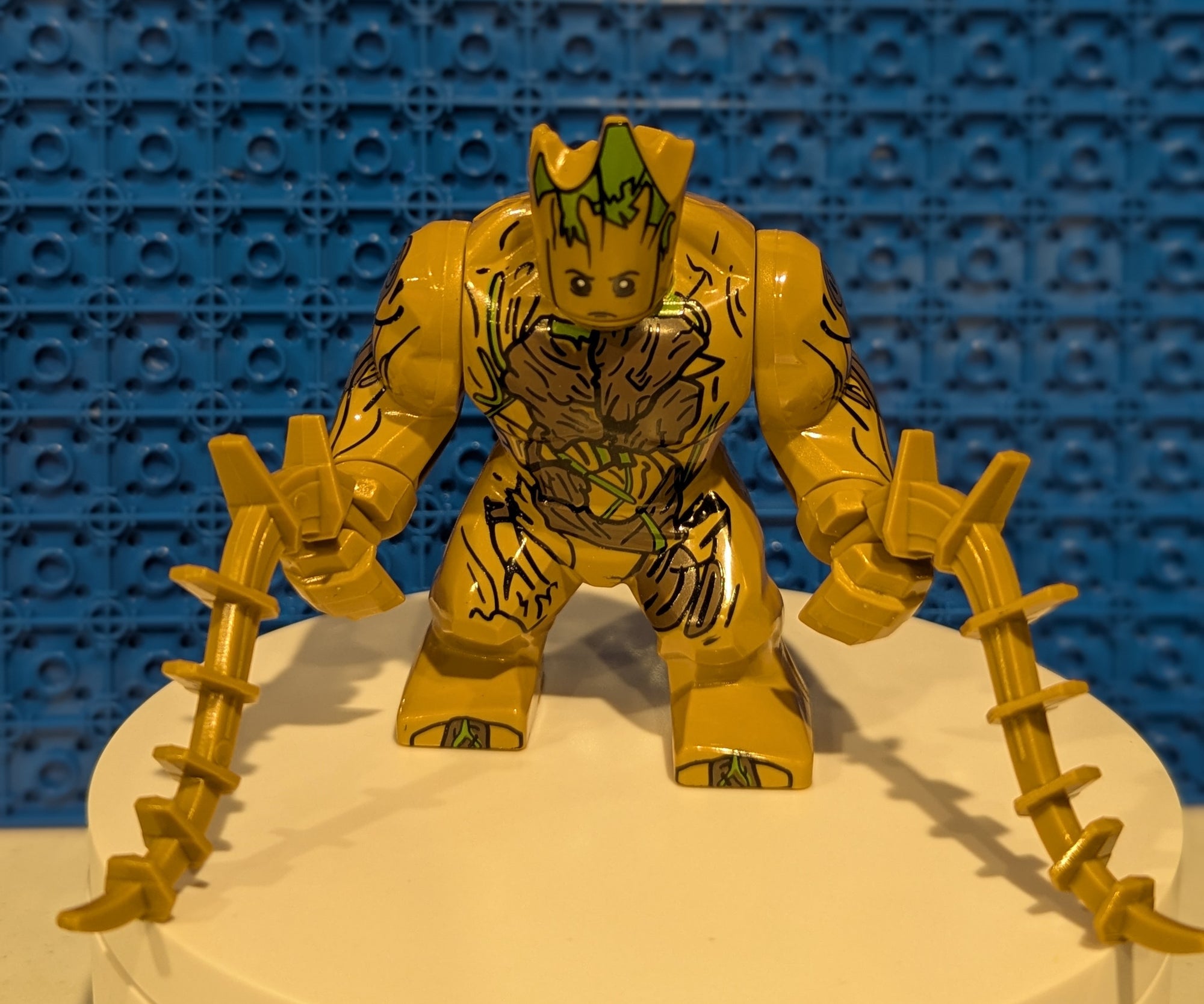 Big figure - Mini figures