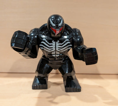 Big figure - Mini figures