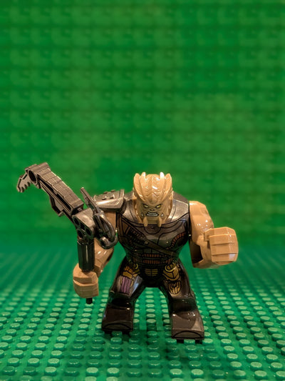 Big figure - Mini figures