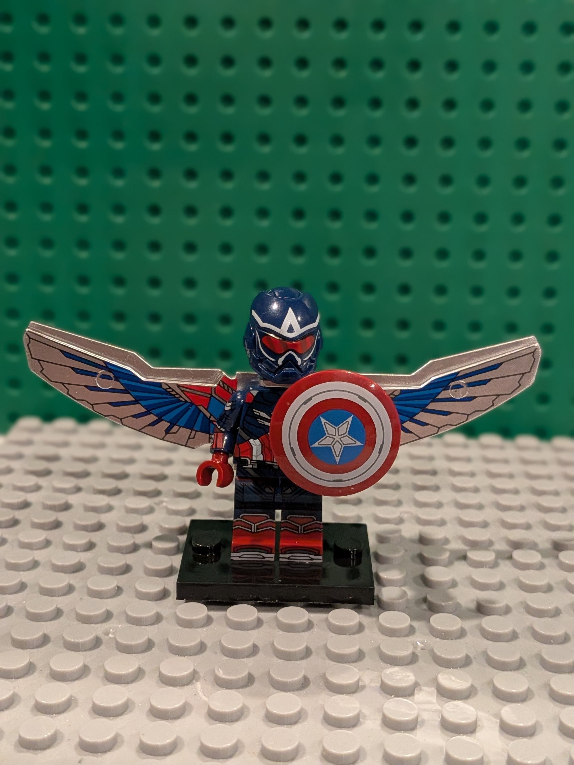 Deadpool & Marvel & D C Minifigures