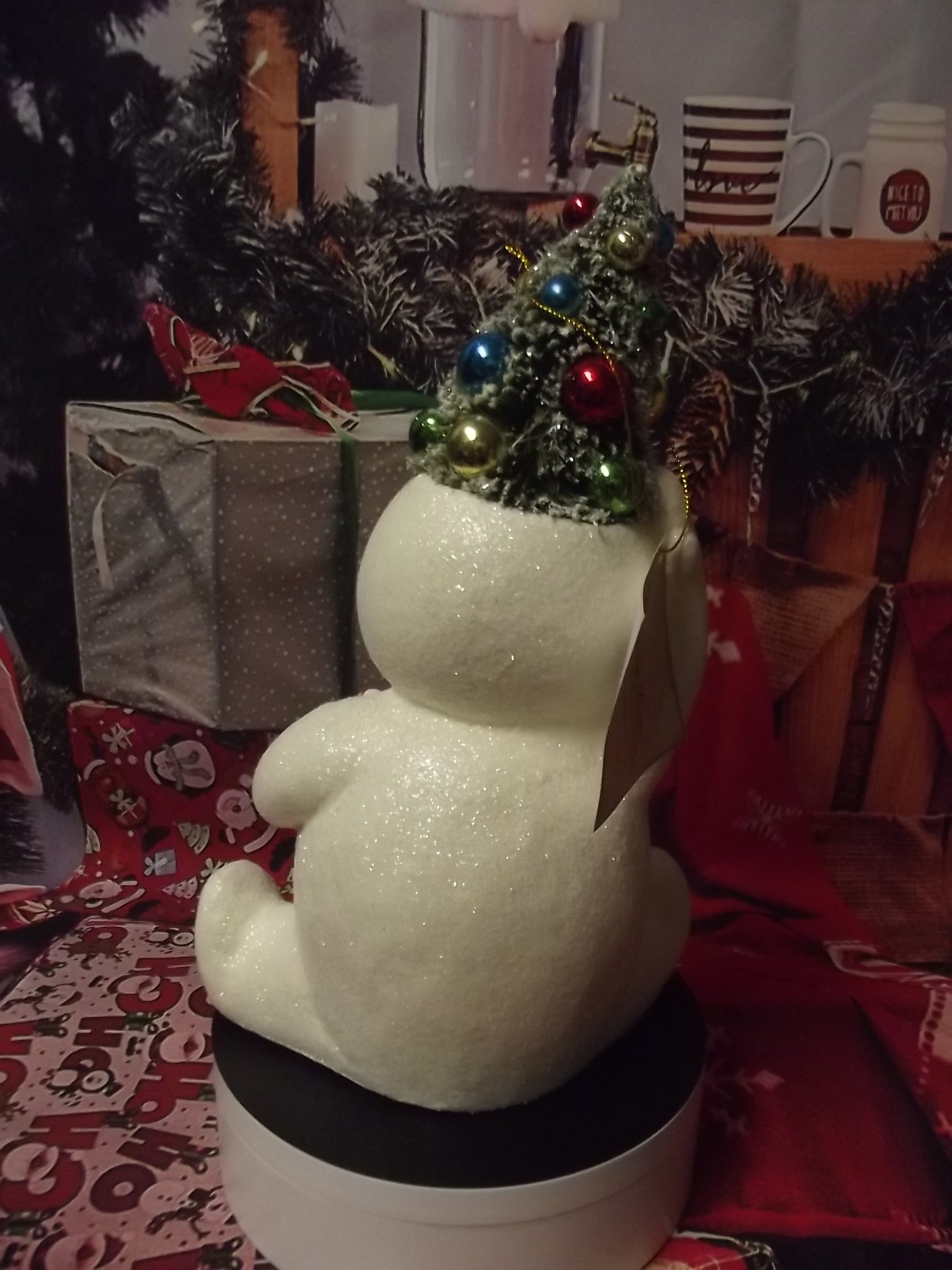Retro Candy Cane Snowman w/Tree Med.